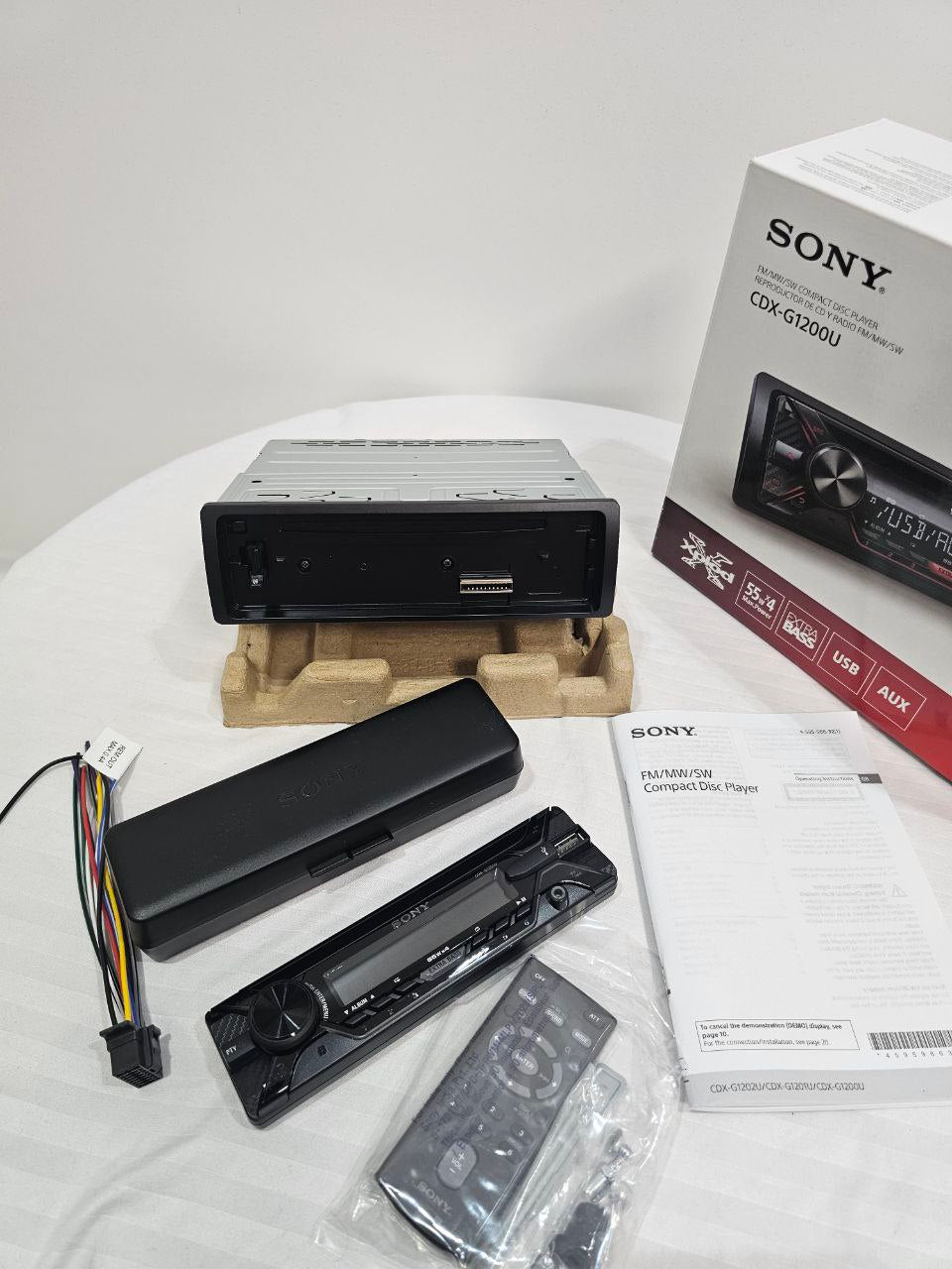 RADIO POSTE SONY OROGINAL بلوتوث مليون و ثلاث مئة وتسعون دينار