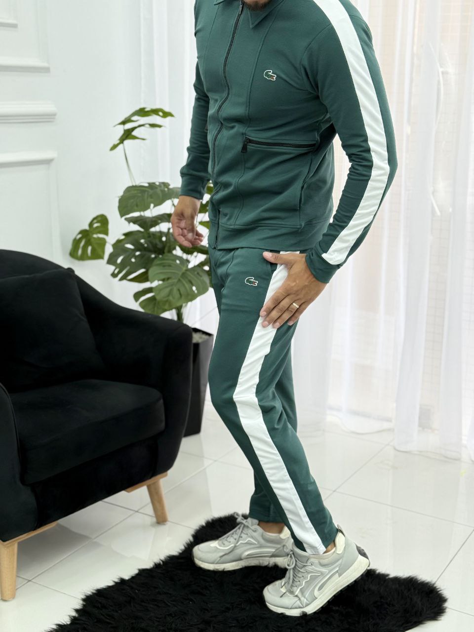 طقم رياضي رجالي فاخر ستايل لاكوست