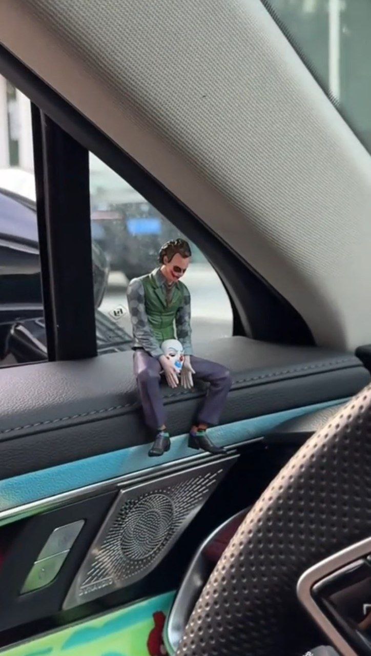 تمثال الجوكر الأسطوري في مشهد البنك الشهير 🃏🔥