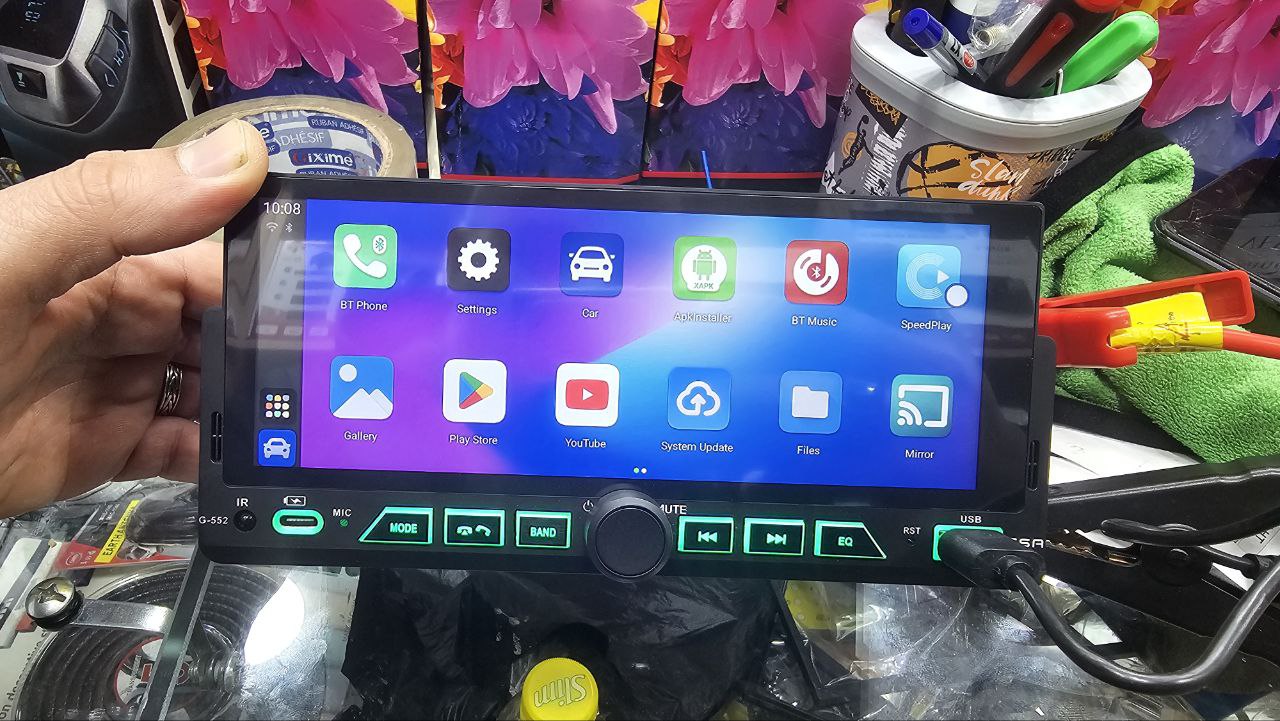 حوّل سيارتك إلى مركز ترفيه وتحكم ذكي مع شاشة السيارة الأندرويد متعددة الوظائف